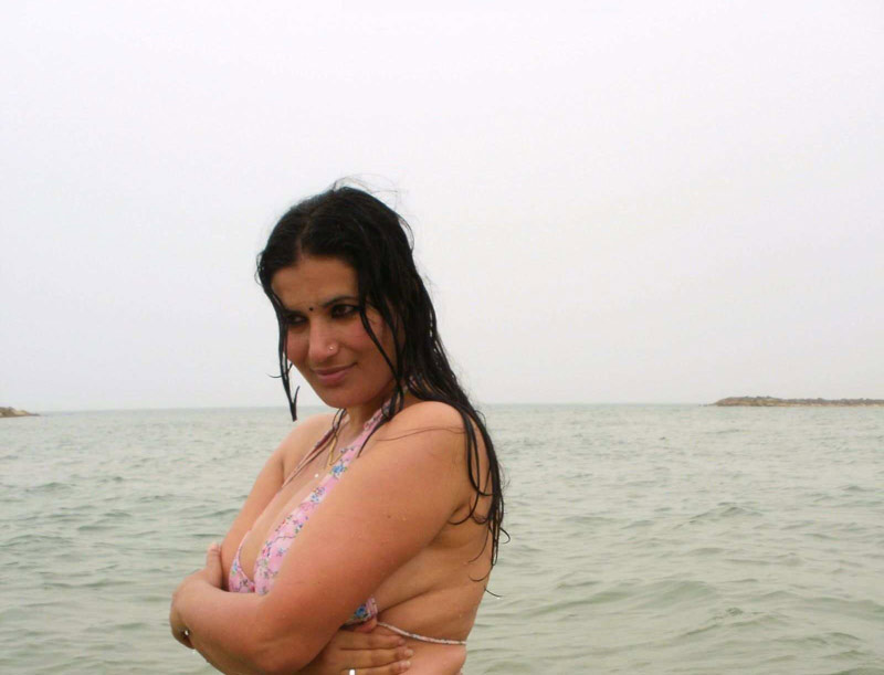 Aunty naked beach, slim young