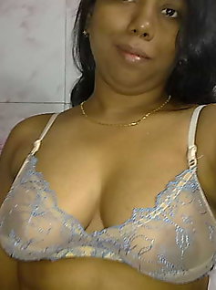 Hot Indian Dusky Aunty Asset Show