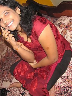 Sexy Indian Girl Nigaat Seducing Boyfriend