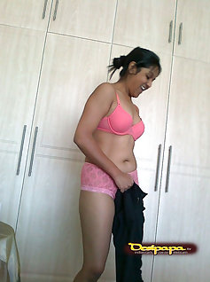 Indian Gujarathi Babe In Pink Bra Nude