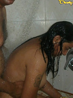 Indian Mature Aunty Massage And Bath Pics