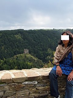 Indian Aunty Karishma Legs Spread For Sex