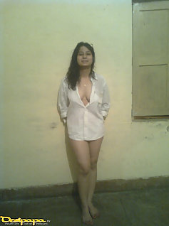 Beautiful Indian Girl Without Bra Posing Hot