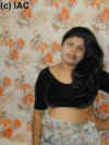 indianwife11.jpg (91512 bytes)